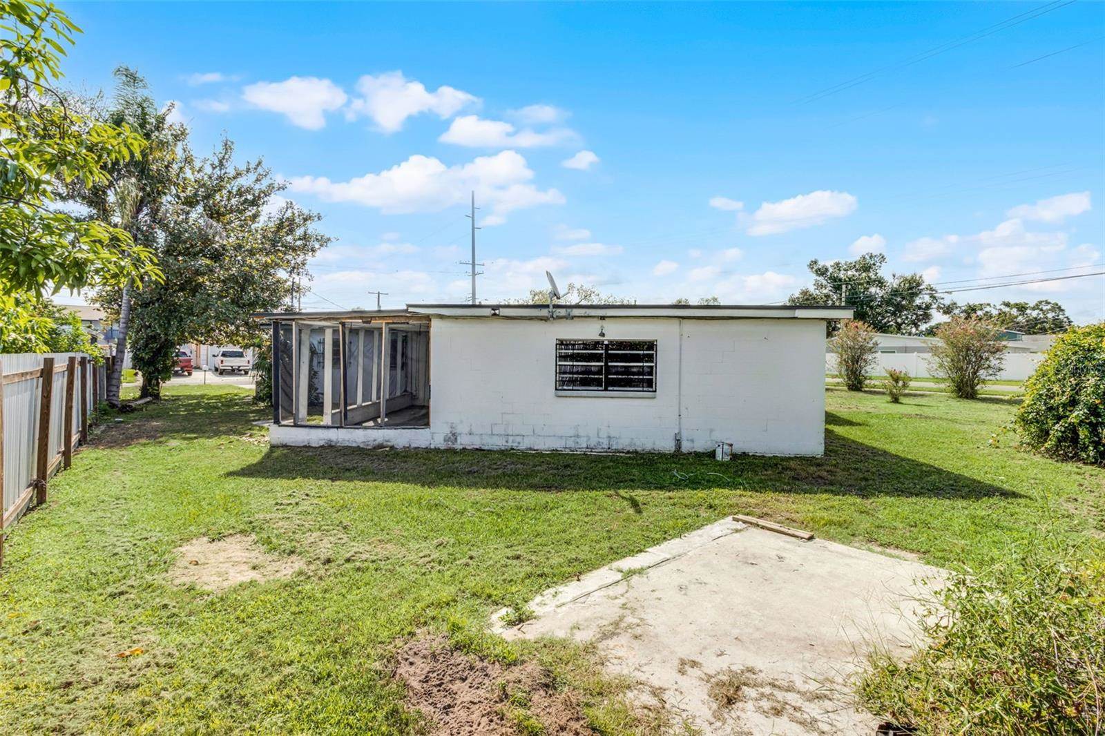 815 Papaya Drive, Tampa, FL 33619