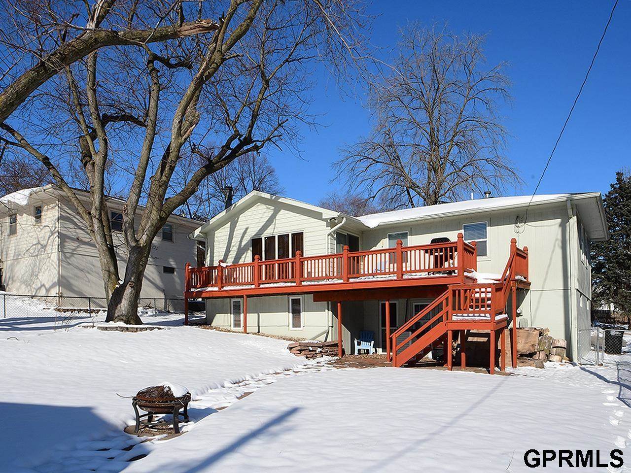 12421 Frances Circle, Omaha, NE 68144