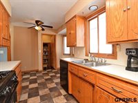 12421 Frances Circle, Omaha, NE 68144