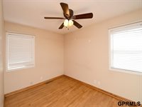 12421 Frances Circle, Omaha, NE 68144