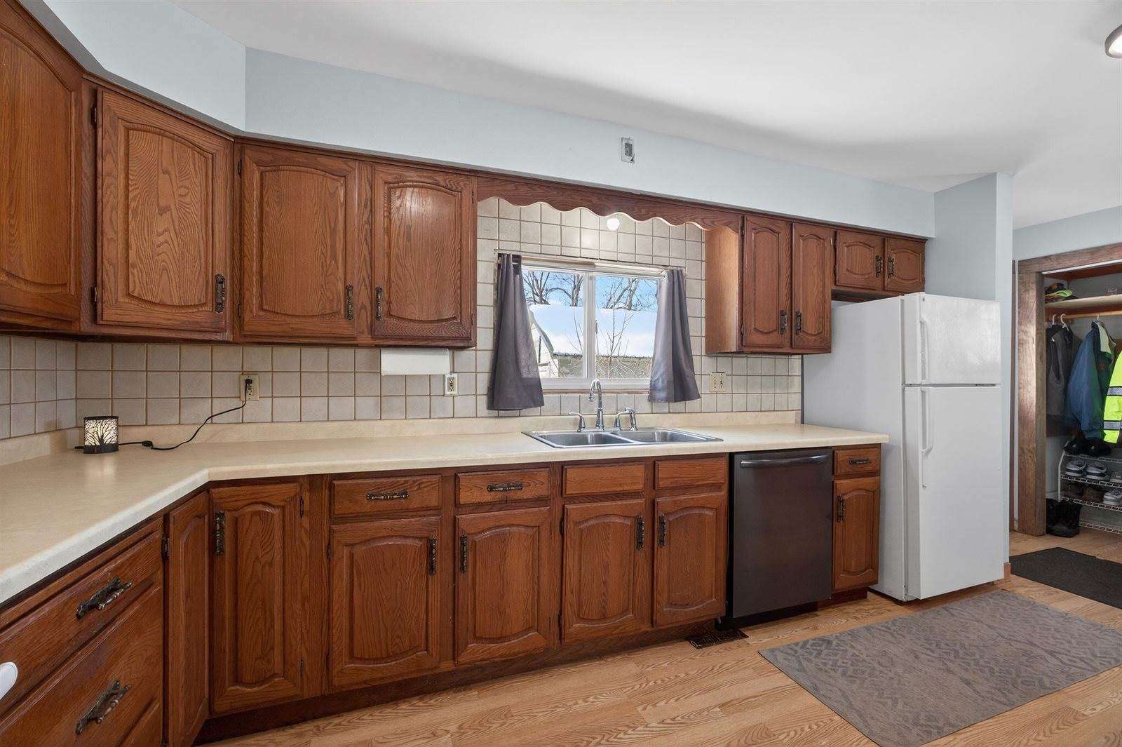 220 Wood Avenue, Nekoosa, WI 54457