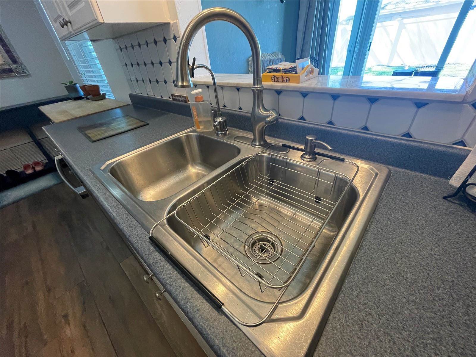 12075 68TH Terrace, Seminole, FL 33772