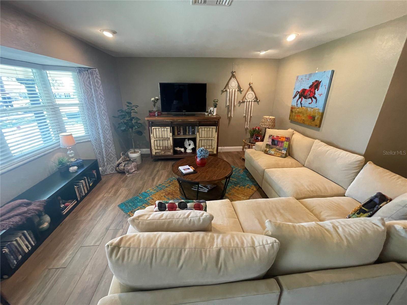 12075 68TH Terrace, Seminole, FL 33772