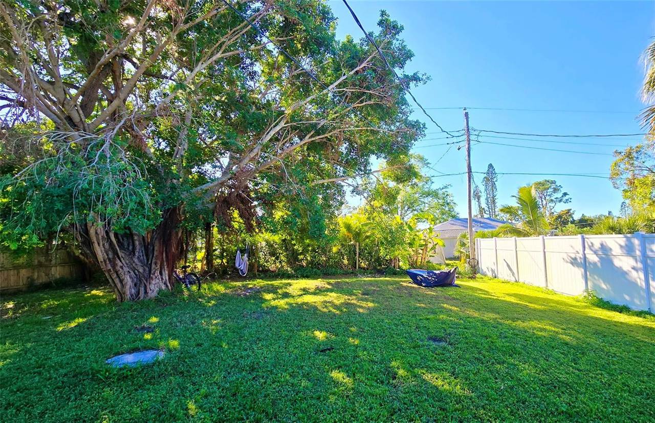 3310 Lexington Street, Sarasota, FL 34231