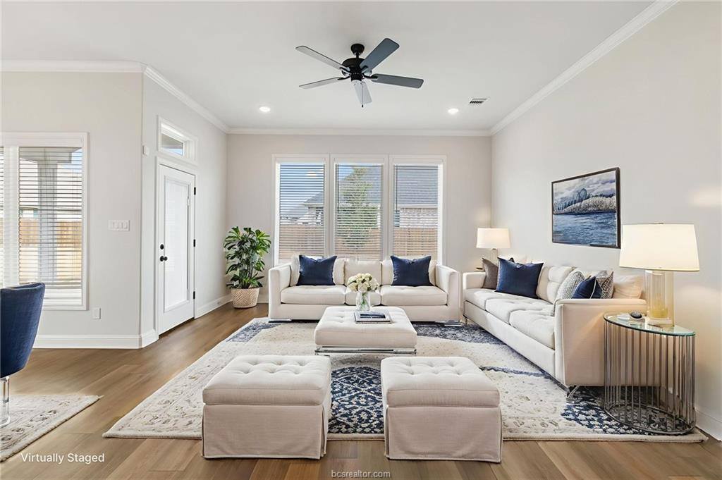 2912 Captain Court, Bryan, TX 77808