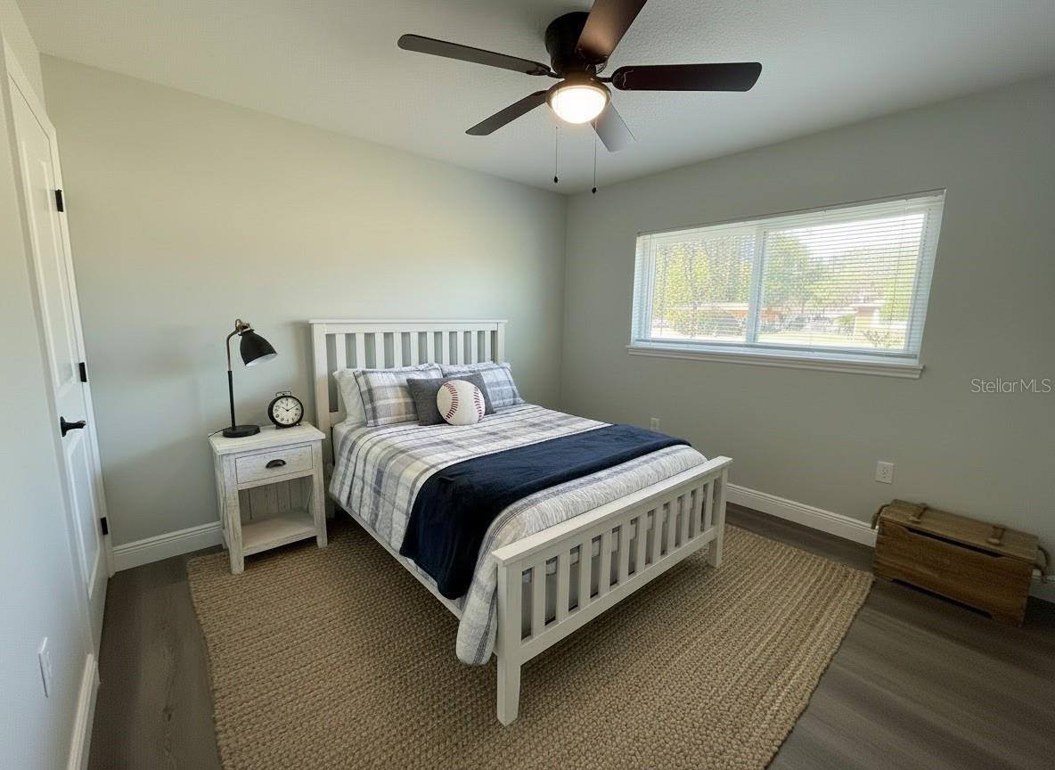 1507 North Lake View Avenue, Leesburg, FL 34748