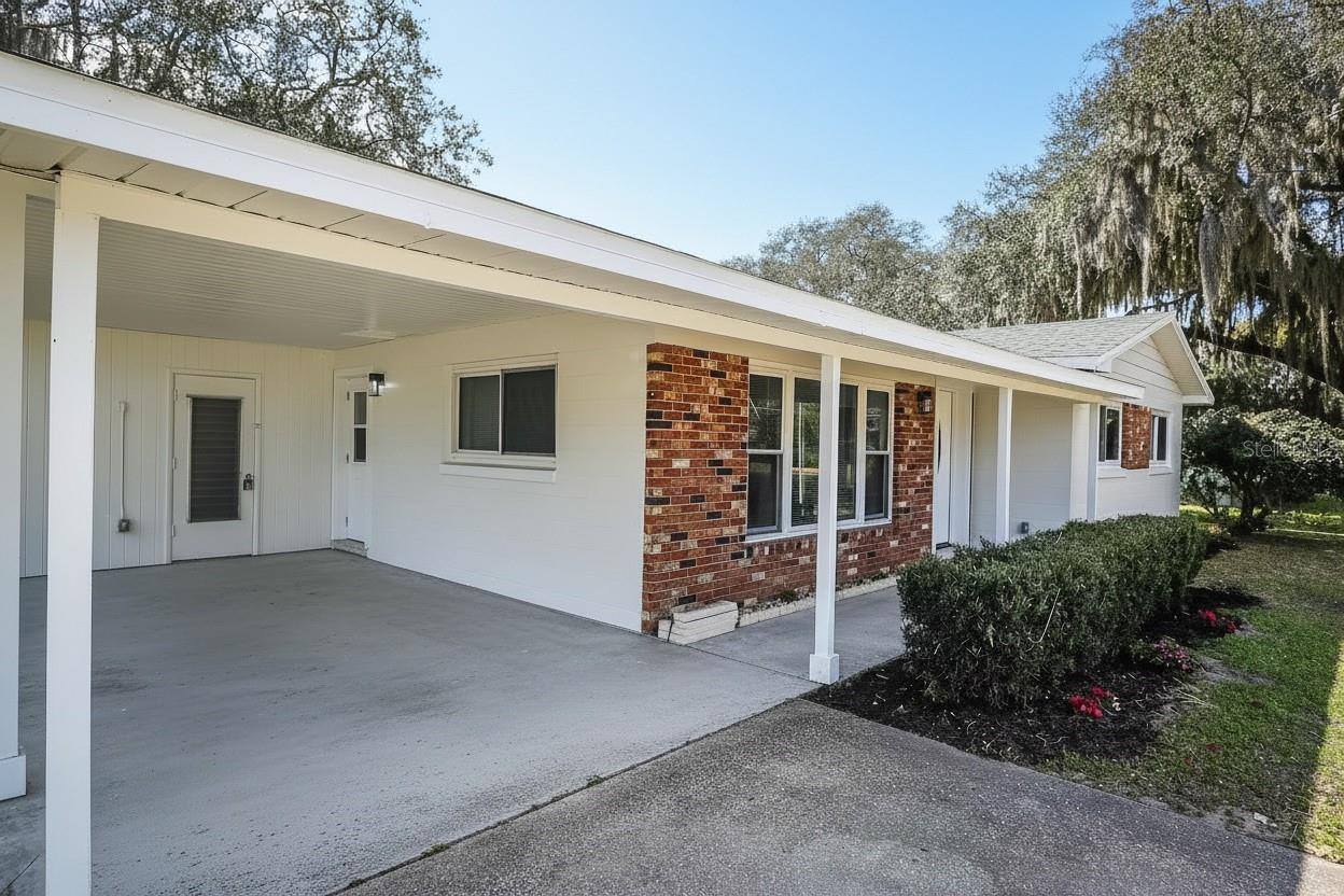 1507 North Lake View Avenue, Leesburg, FL 34748