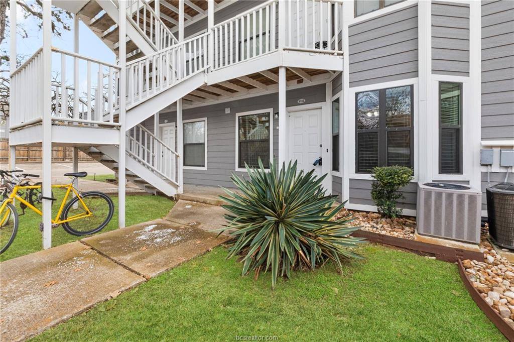 4441 Old College Road, Bryan, TX 77801