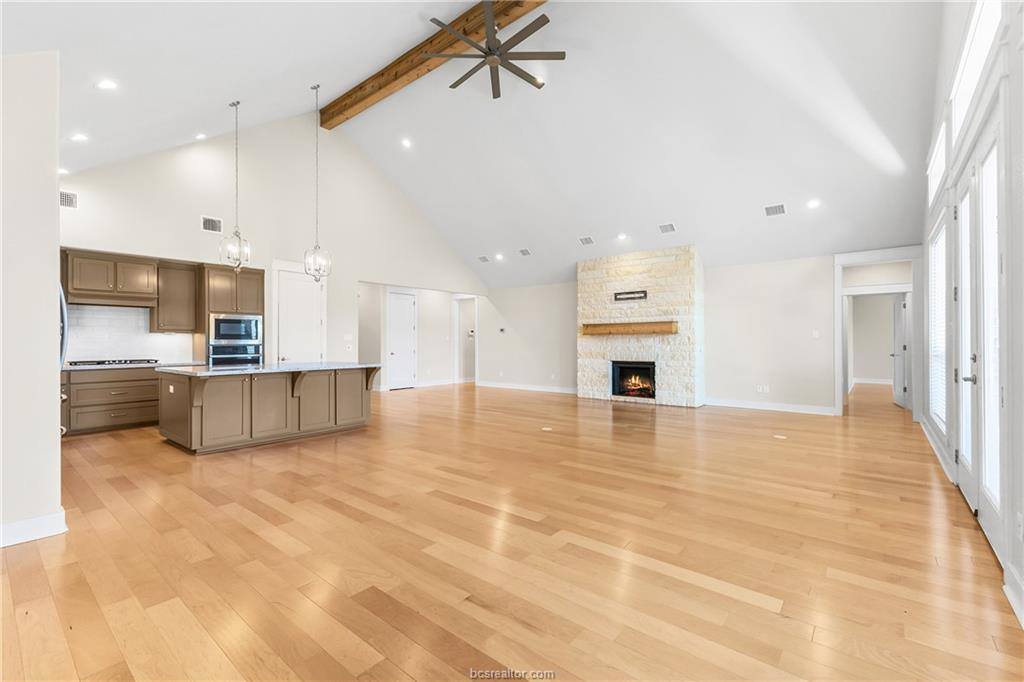 4209 Downton Abbey Avenue, College Station, TX 77845