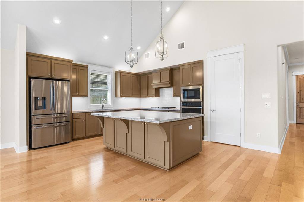 4209 Downton Abbey Avenue, College Station, TX 77845