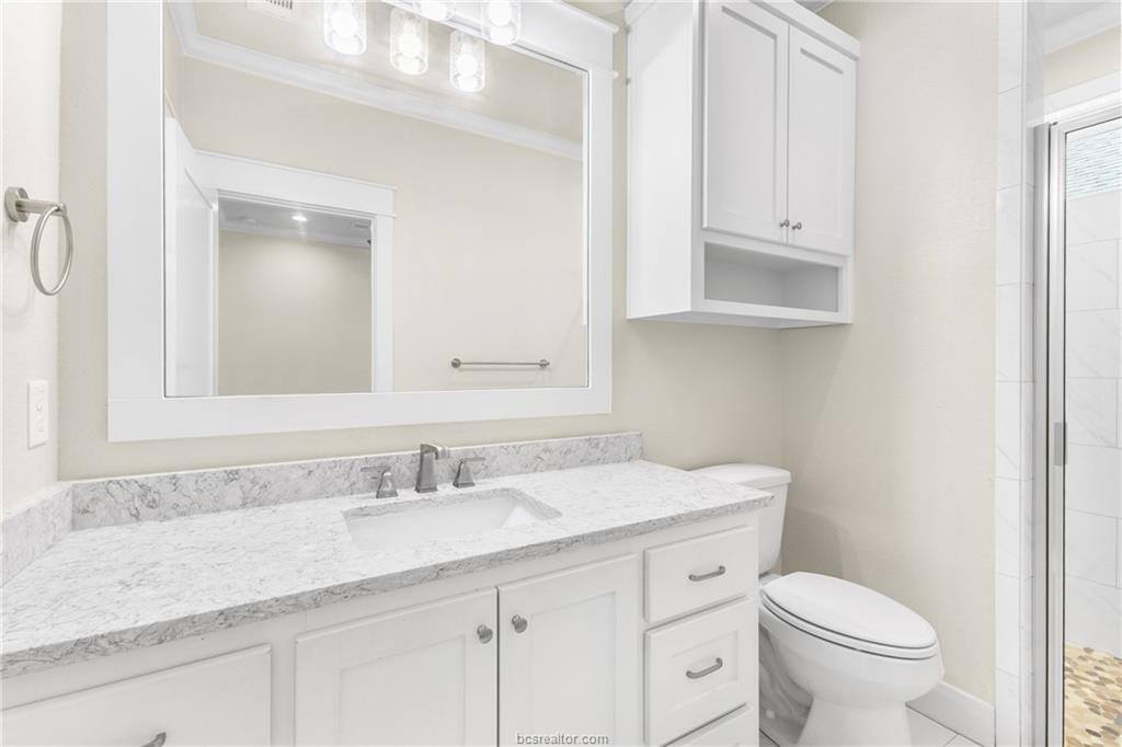 4209 Downton Abbey Avenue, College Station, TX 77845