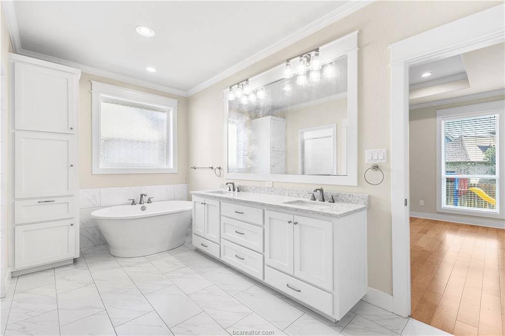 4209 Downton Abbey Avenue, College Station, TX 77845