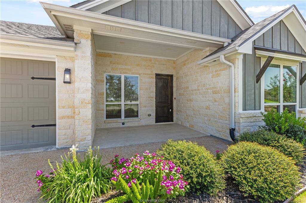 4209 Downton Abbey Avenue, College Station, TX 77845