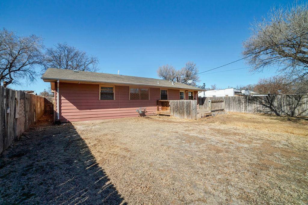 18 North Oklahoma, Elkhart, KS 67950