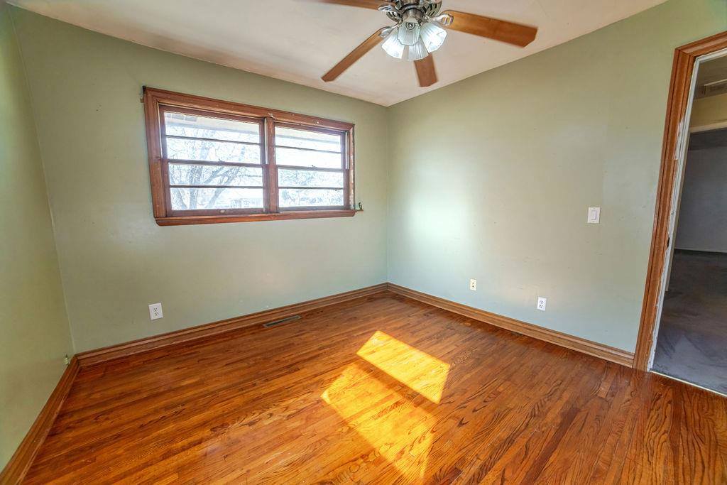 18 North Oklahoma, Elkhart, KS 67950