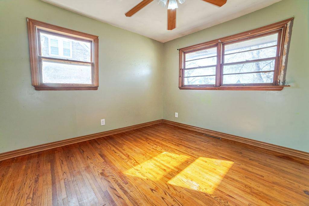 18 North Oklahoma, Elkhart, KS 67950