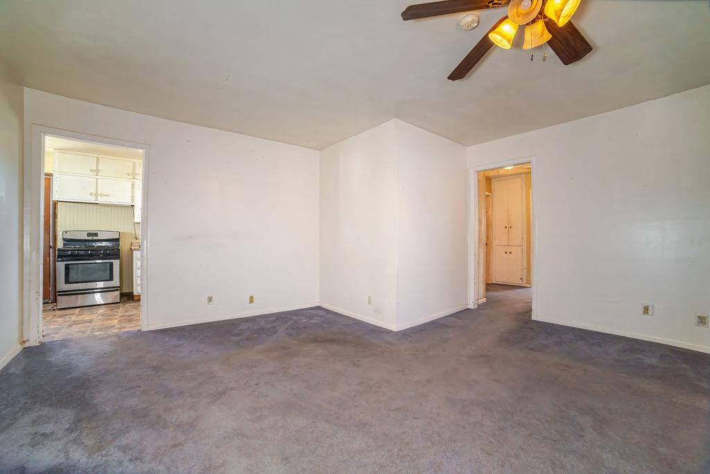 18 North Oklahoma, Elkhart, KS 67950