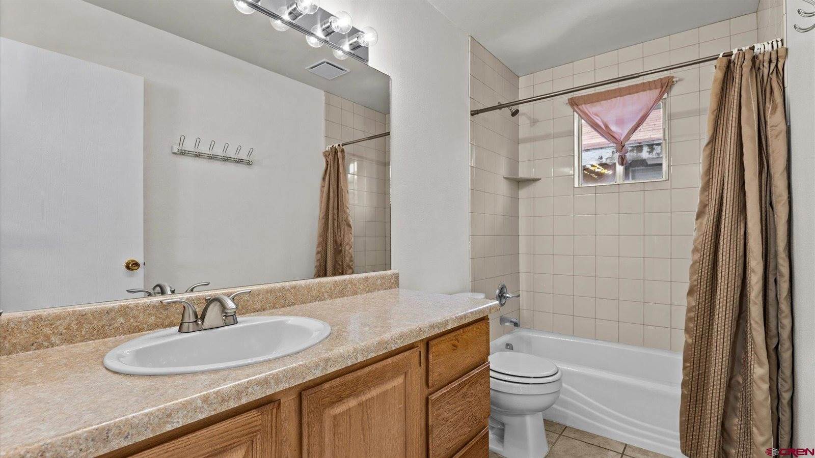 918 S 10th Street, Montrose, CO 81401