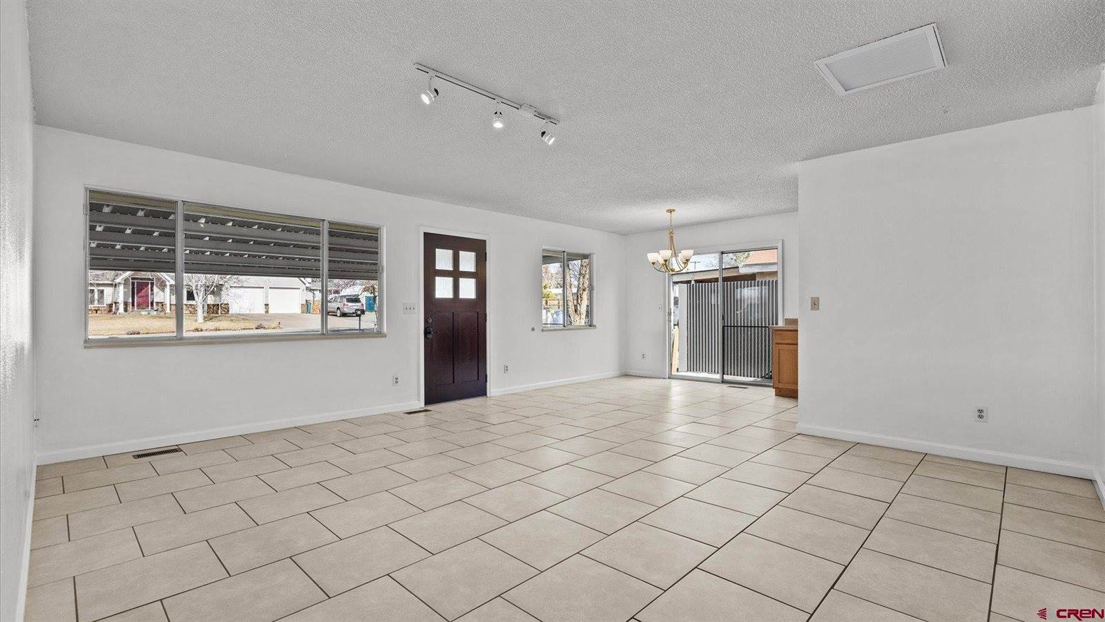 918 S 10th Street, Montrose, CO 81401