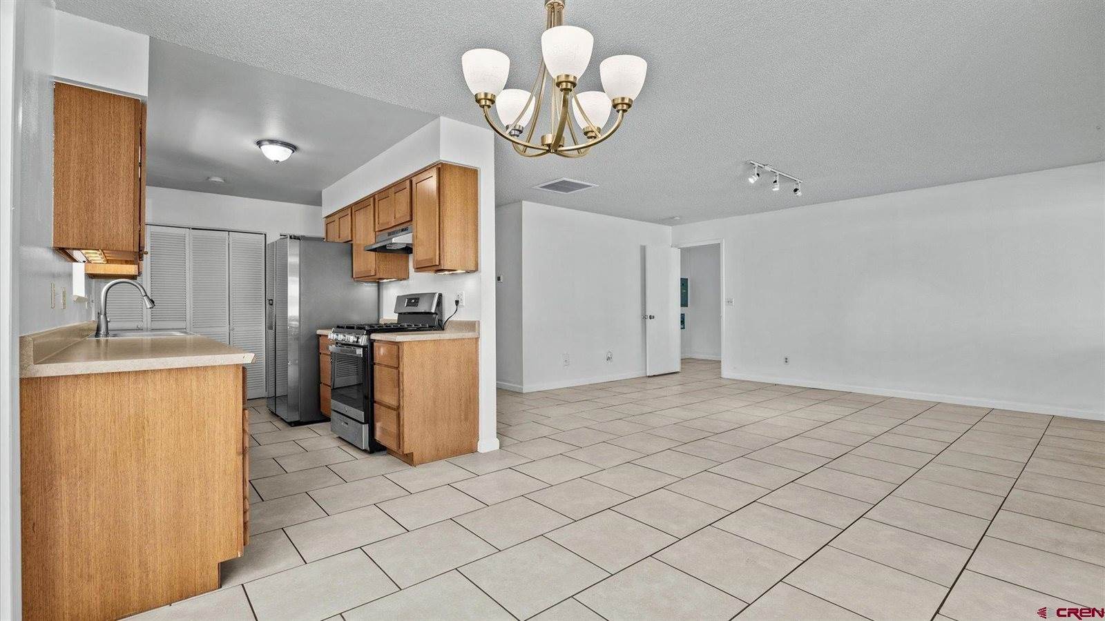 918 S 10th Street, Montrose, CO 81401