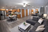 609 11th St NW, Minot, ND 58703