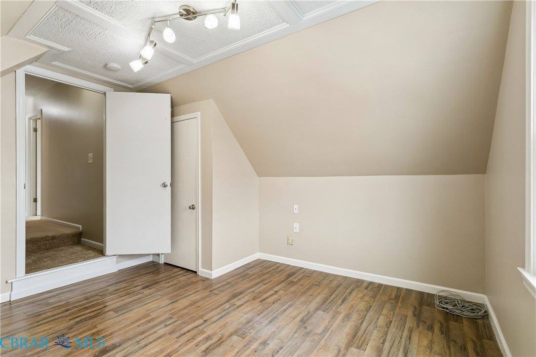 18 Belinda Drive, Newport News, VA 23601