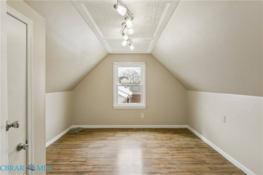 18 Belinda Drive, Newport News, VA 23601