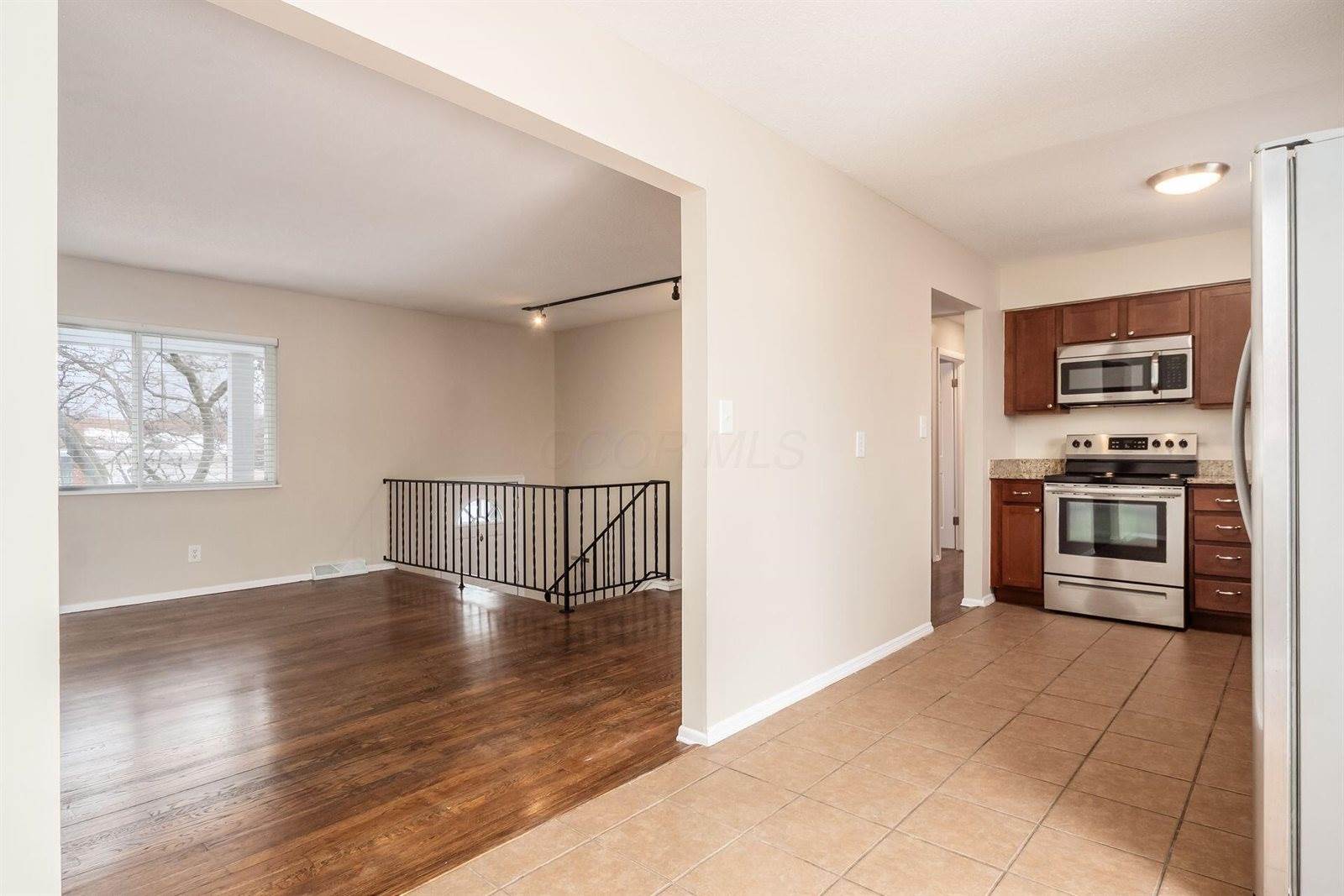 4735 Heatherton Drive, Columbus, OH 43229