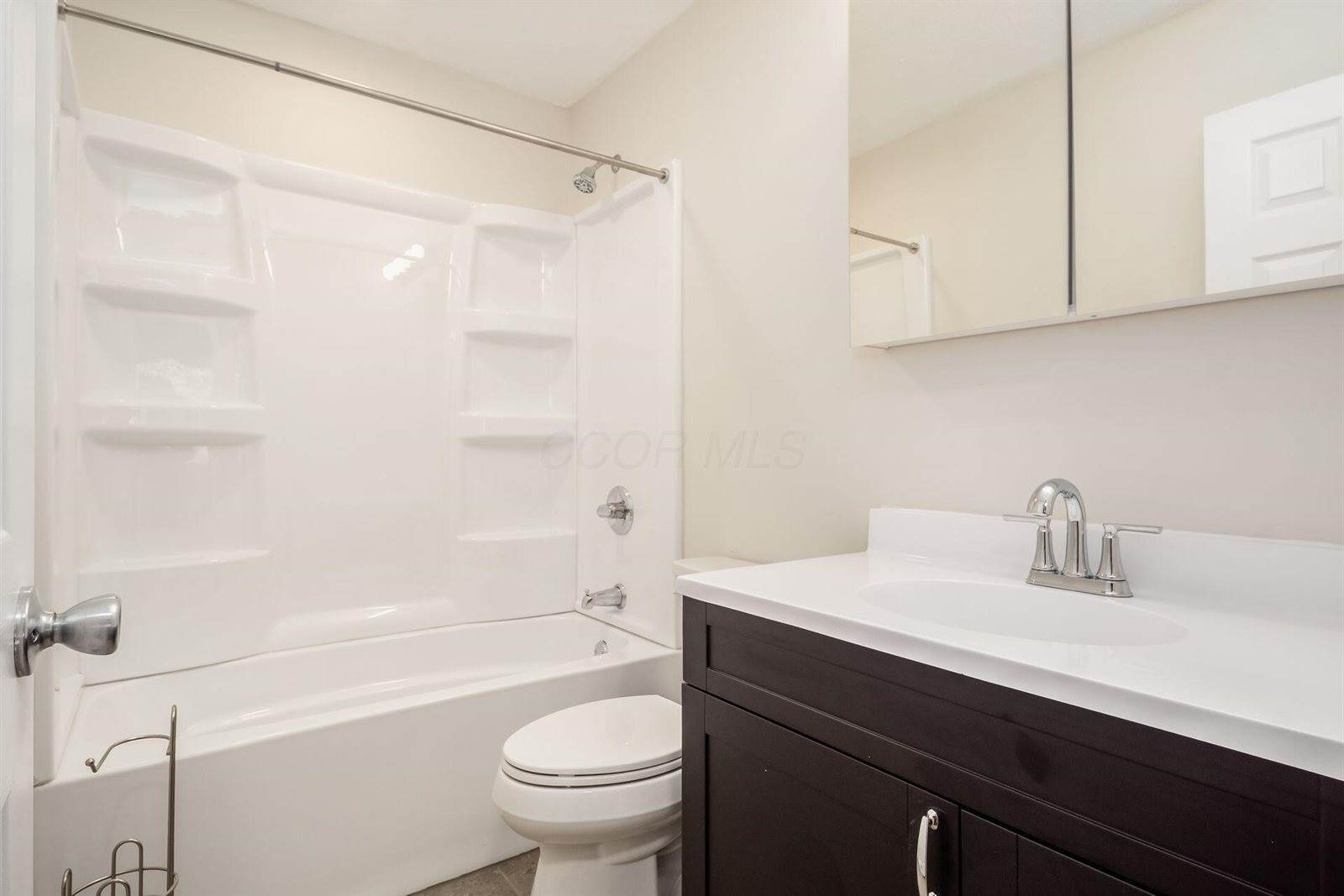 4735 Heatherton Drive, Columbus, OH 43229