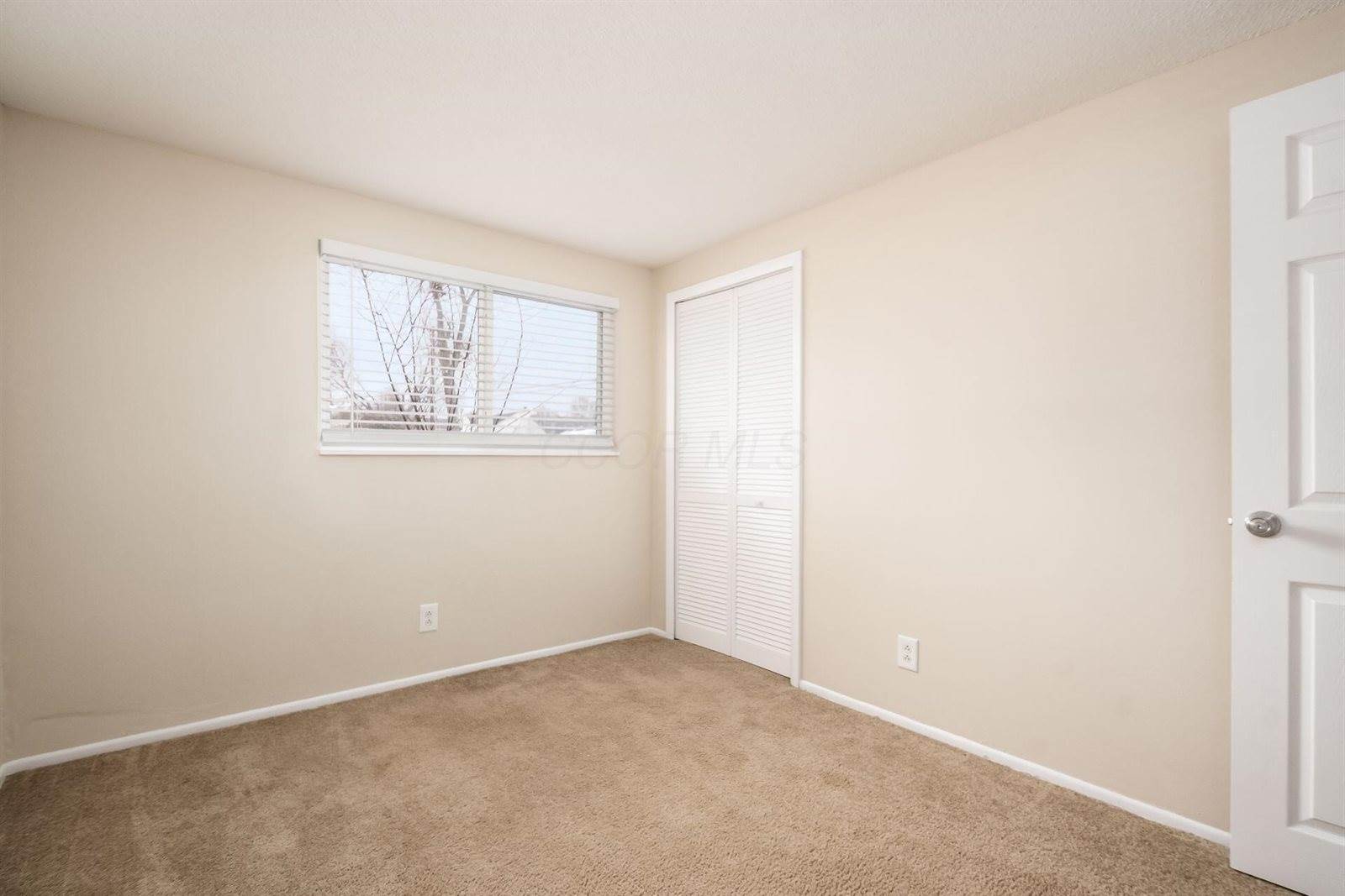 4735 Heatherton Drive, Columbus, OH 43229