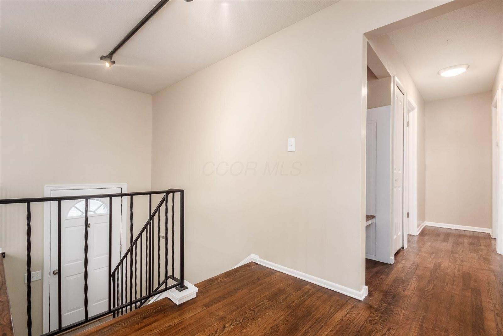 4735 Heatherton Drive, Columbus, OH 43229