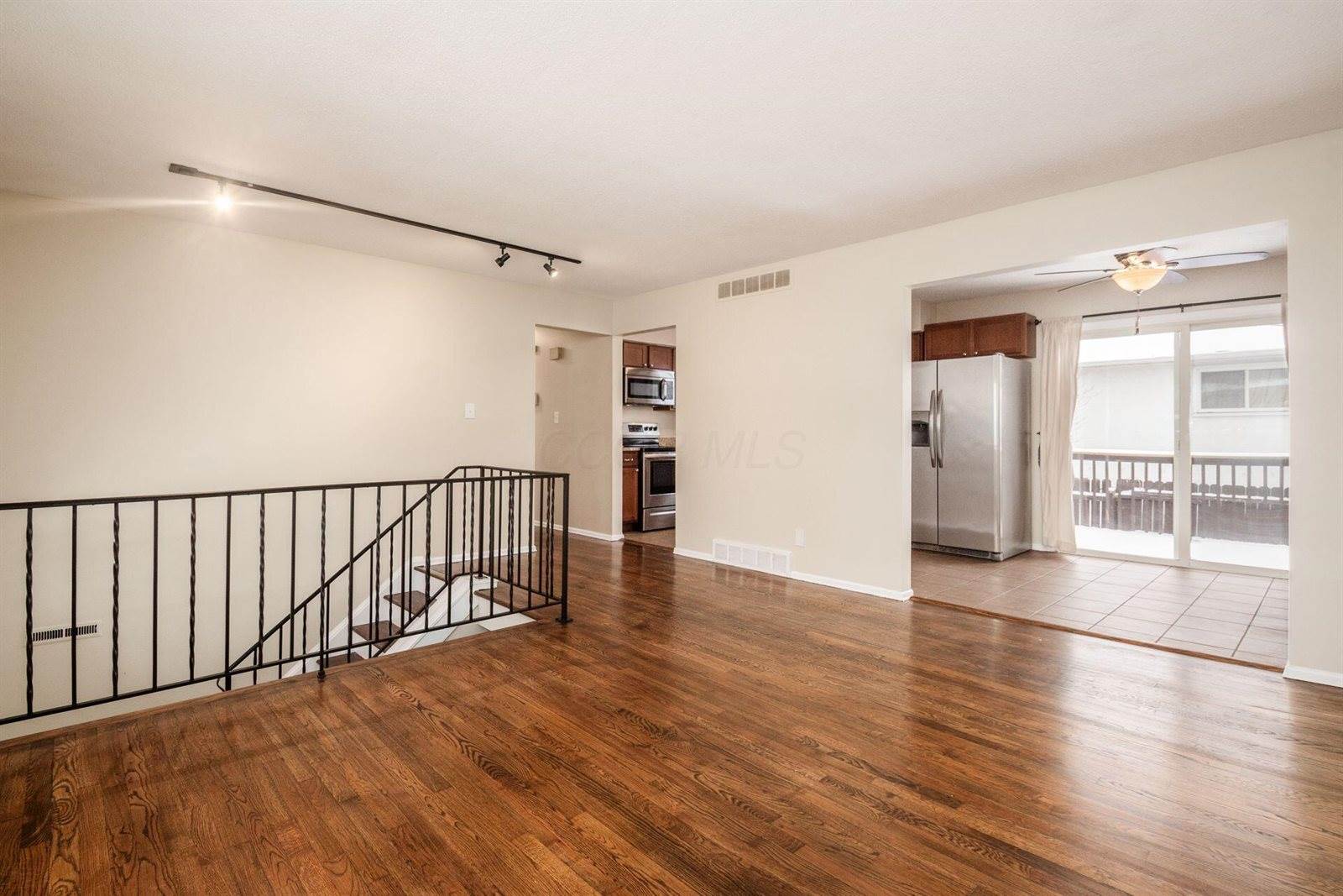 4735 Heatherton Drive, Columbus, OH 43229