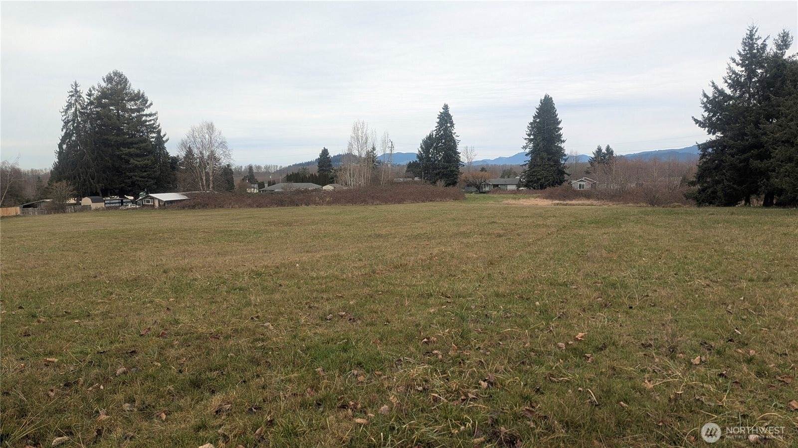 3074 Swan Road, Mount Vernon, WA 98273