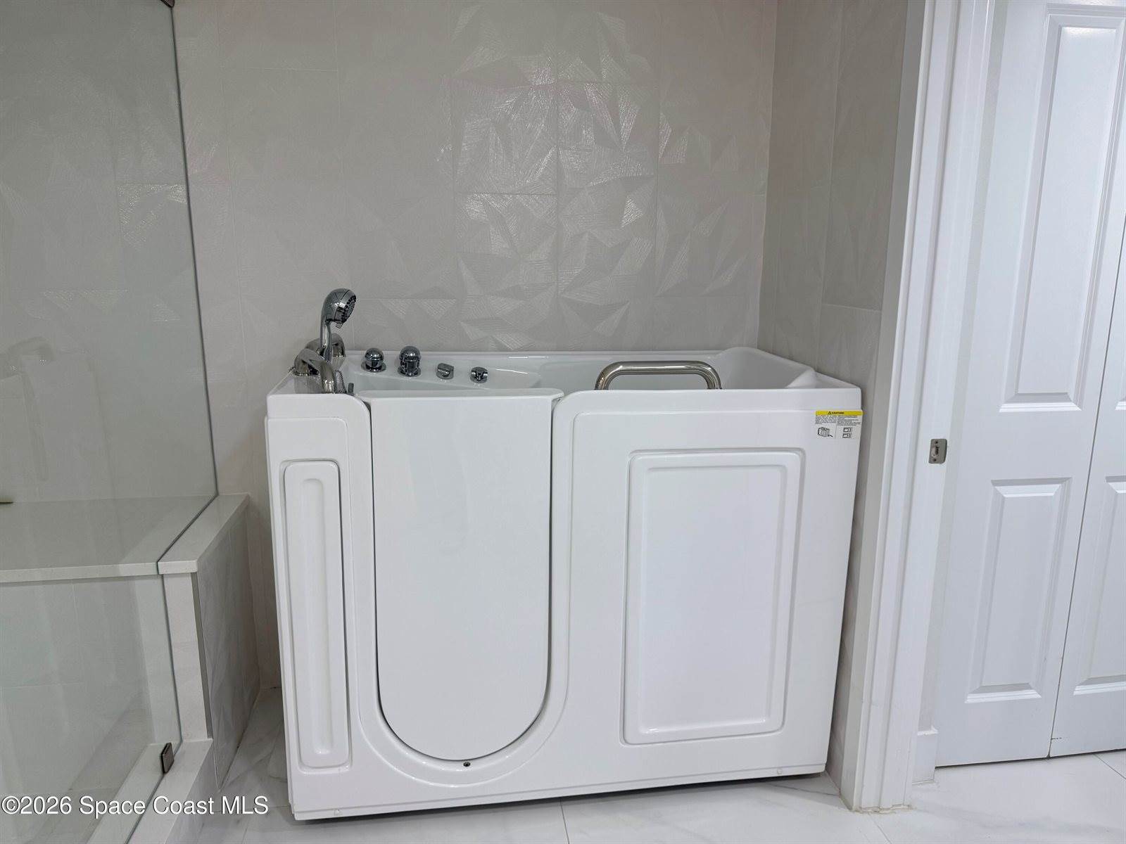 3223 South Atlantic Avenue, #605, Cocoa Beach, FL 32931