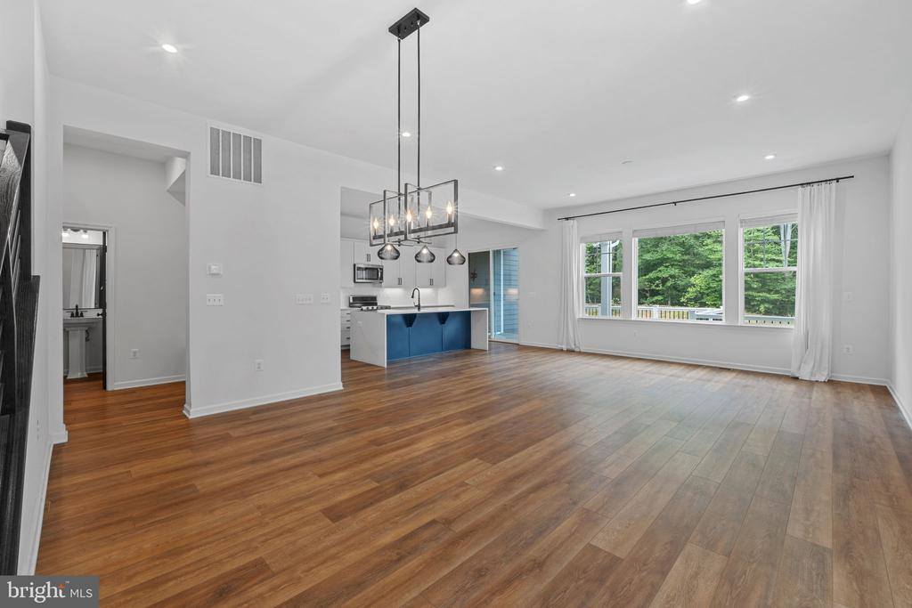 18080 Moss Garden Road, Dumfries, VA 22026