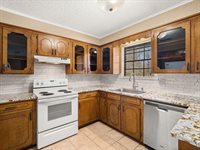 139 Cochran, Leesville, LA 71446