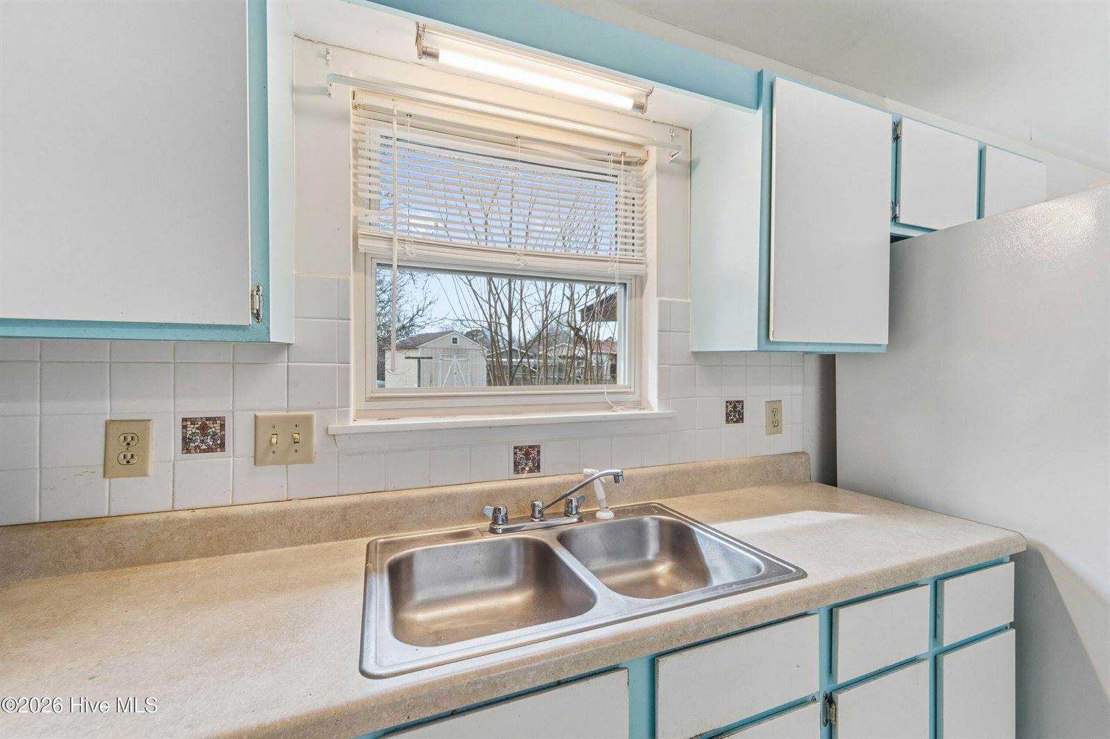 6002 East Red Oak Court, Jacksonville, NC 28546