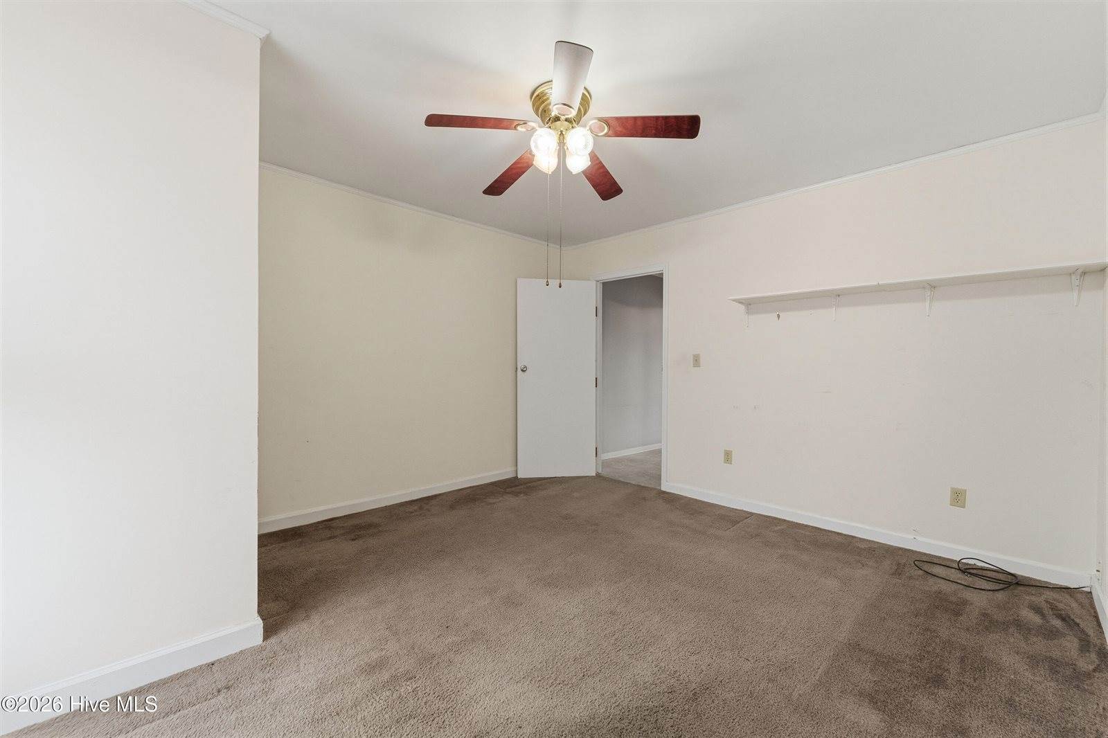 6002 East Red Oak Court, Jacksonville, NC 28546