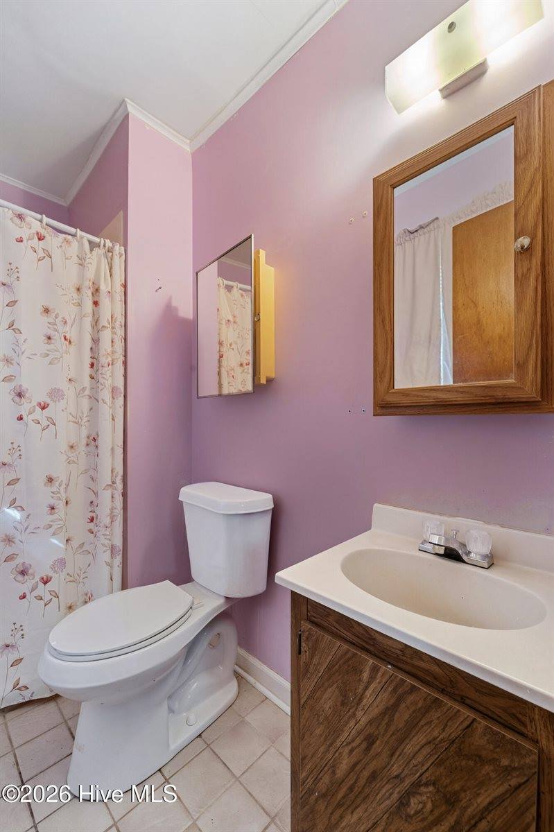 6002 East Red Oak Court, Jacksonville, NC 28546