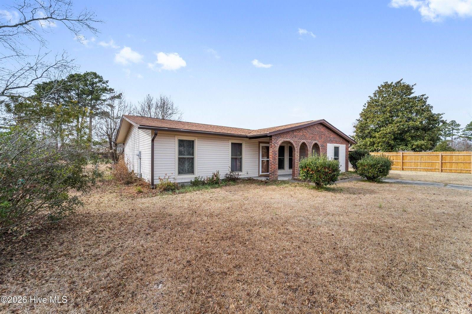 6002 East Red Oak Court, Jacksonville, NC 28546