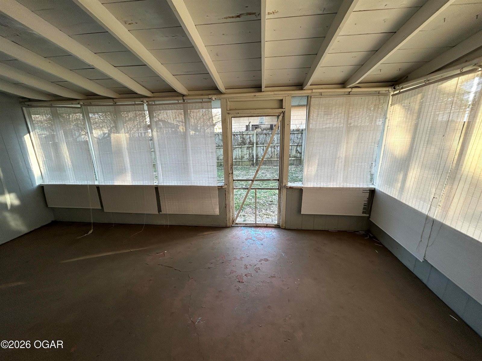 714 Pine Street, Carthage, MO 64836