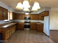 714 Pine Street, Carthage, MO 64836