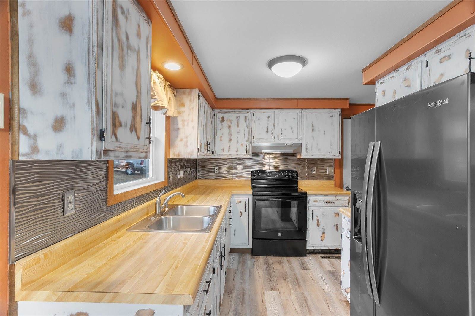 508 Hemlock Street, Marathon, WI 54448