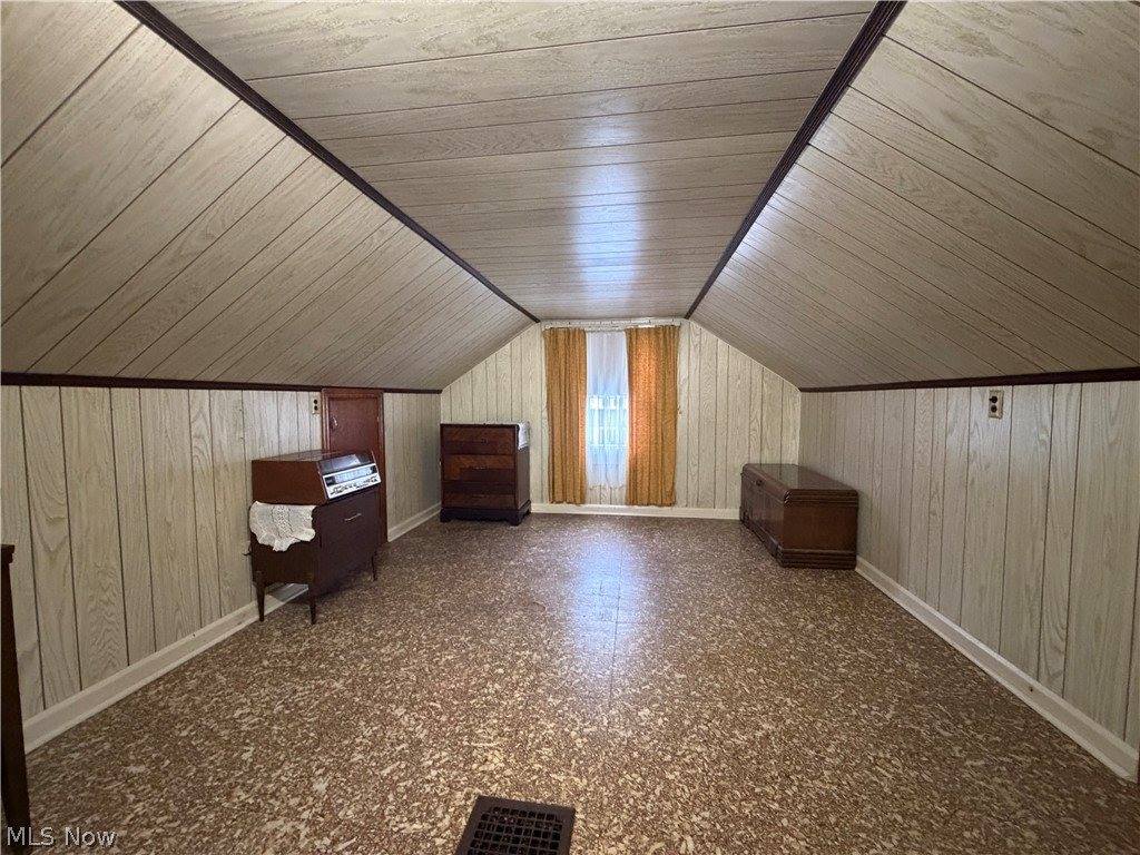 3332 Sheridan Road, Youngstown, OH 44502