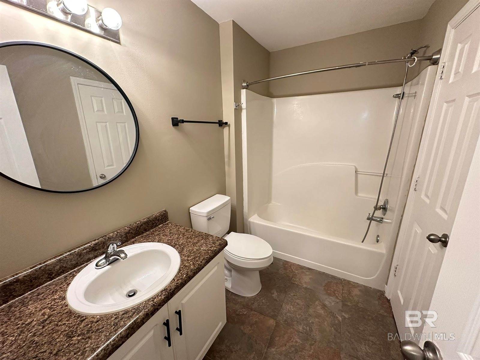 60 Summer Oaks Drive, Daphne, AL 36526