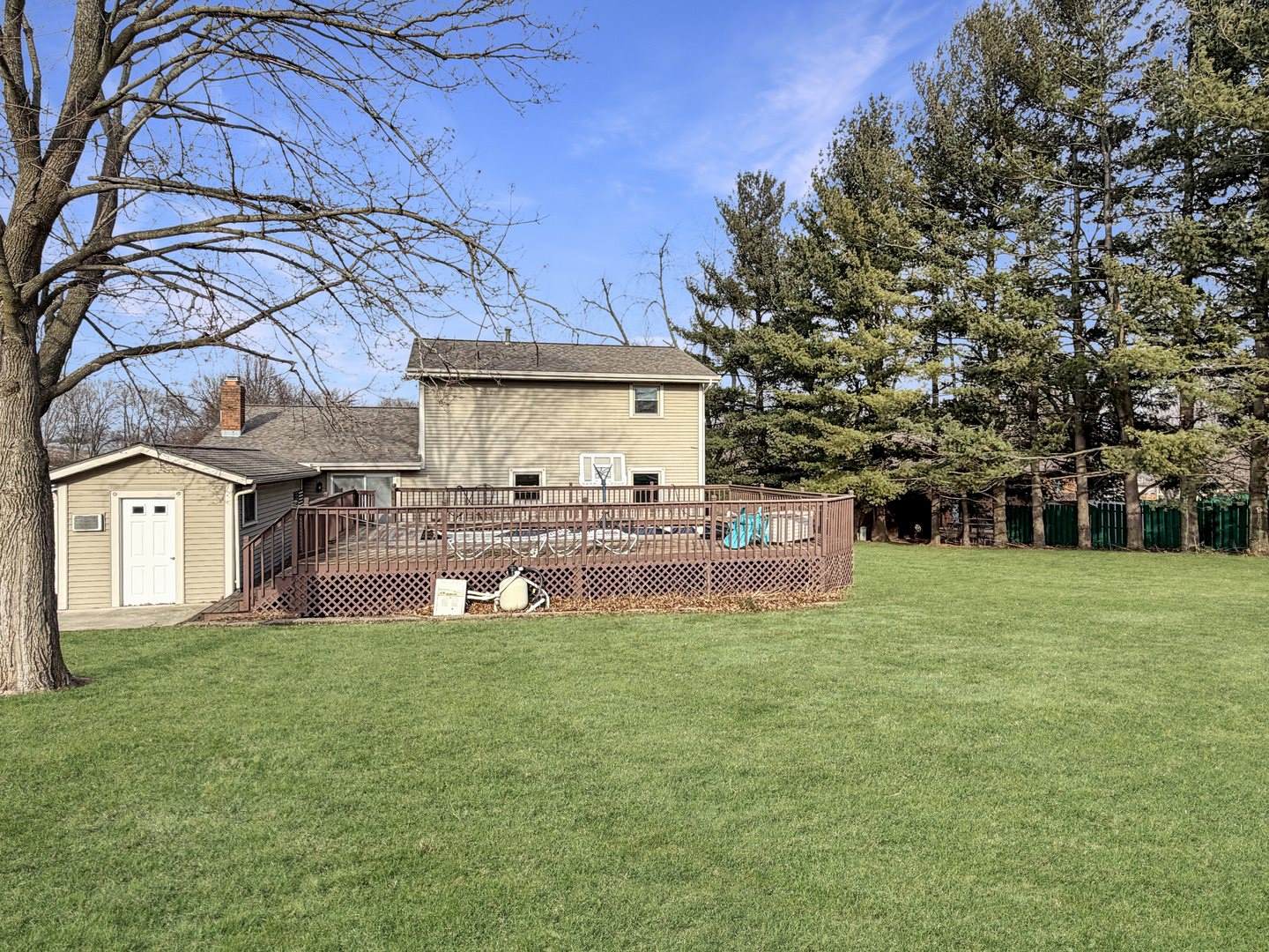 1419 Finch Street, Freeport, IL 61032