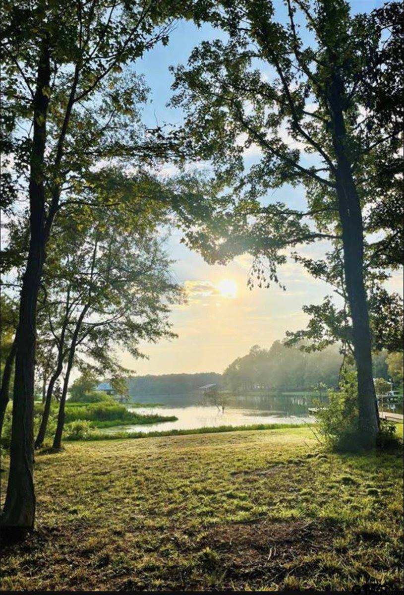 915 Red Bud, Bullard, TX 75757