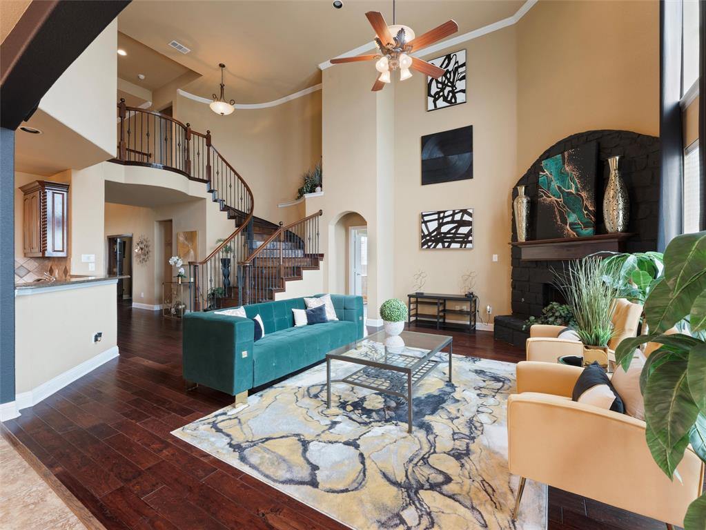 105 Kelly Drive, Waxahachie, TX 75167