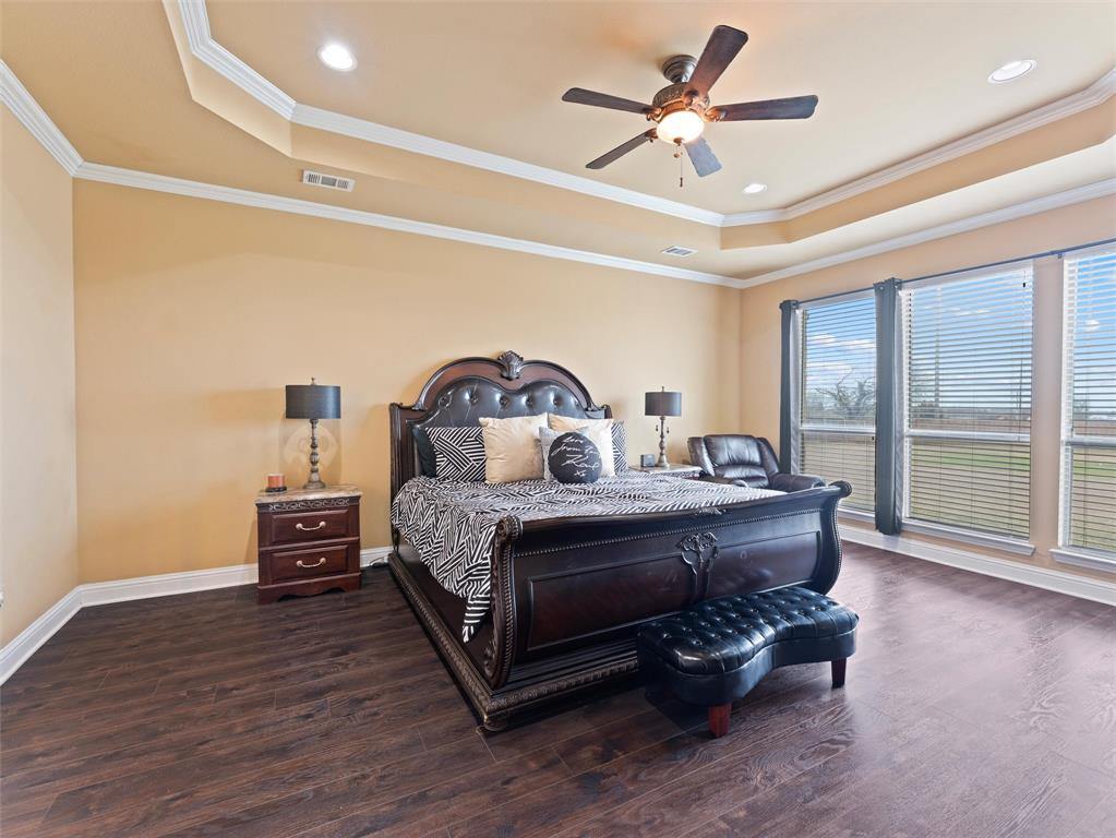 105 Kelly Drive, Waxahachie, TX 75167