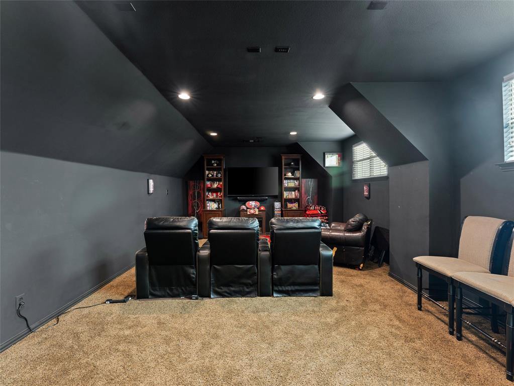 105 Kelly Drive, Waxahachie, TX 75167